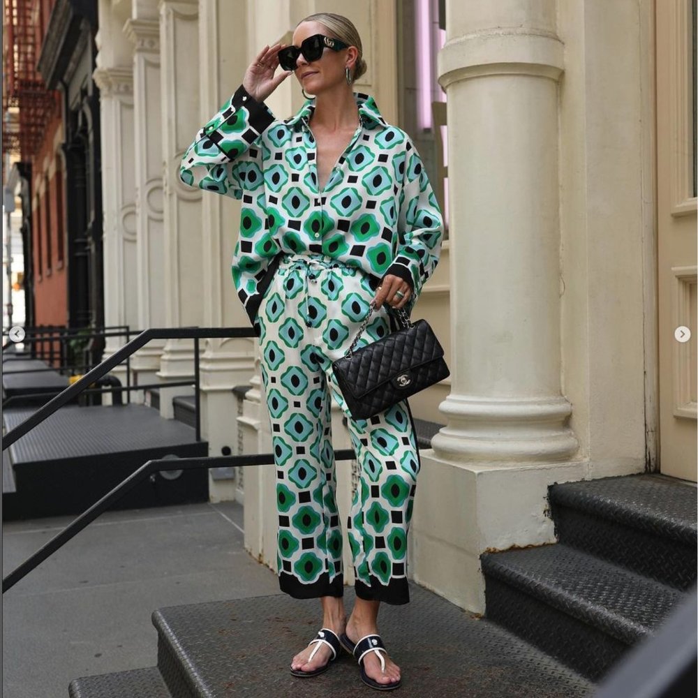 ZARA GEOMETRIC PRINT BLOUSE (LARGE)